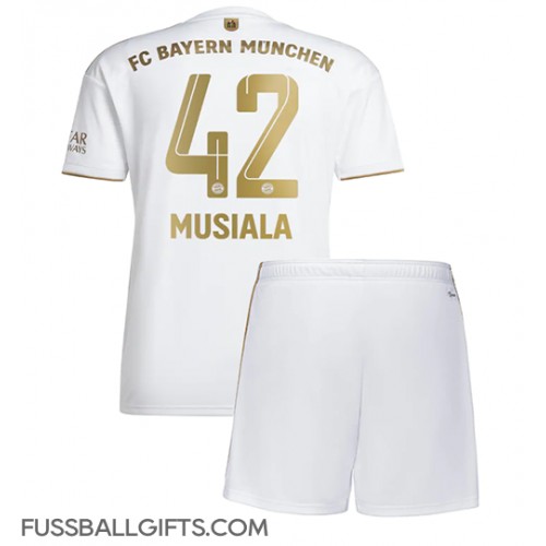 Bayern Munich Jamal Musiala #42 Fußballbekleidung Auswärtstrikot Kinder 2022-23 Kurzarm (+ kurze hosen)